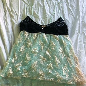 Size L Lucy B retro nightgown